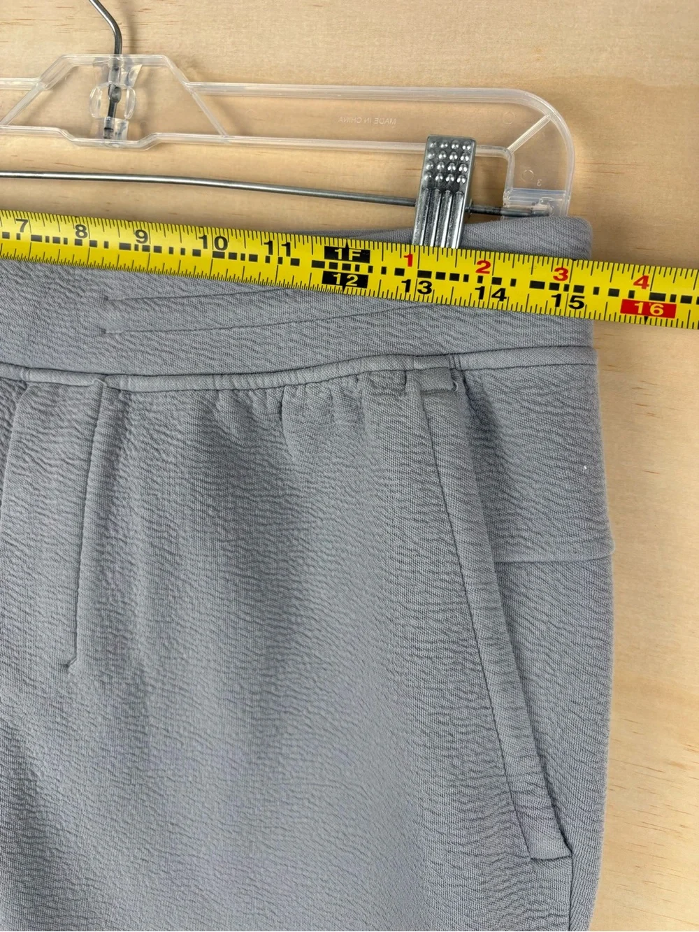 Lululemon Joggers Mens Medium Gray Textured Space Classic Tapered Activewear